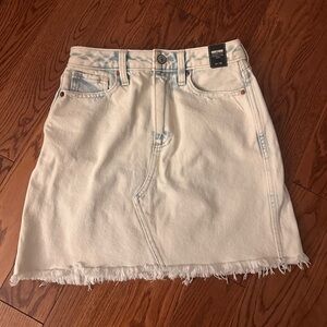 BRAND NEW Denim natural rise a-line skirt